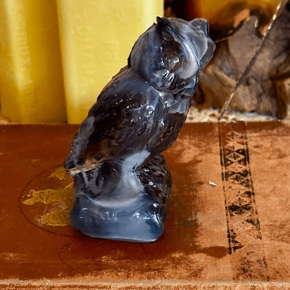 Vintage Art Glass Owl Figurine – Purple Slag Glass Owl | Mid-Century Glass Colle
